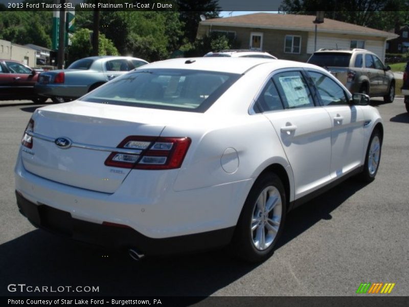 White Platinum Tri-Coat / Dune 2013 Ford Taurus SEL