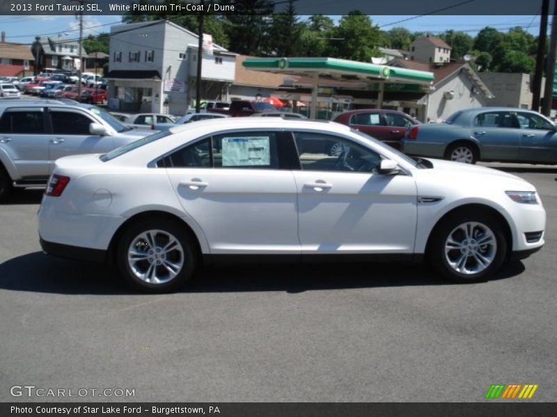 White Platinum Tri-Coat / Dune 2013 Ford Taurus SEL