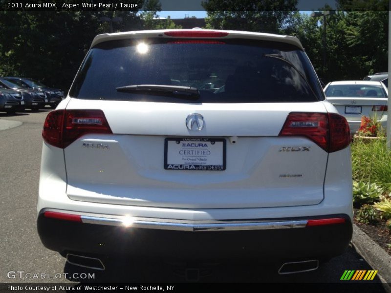 Aspen White Pearl / Taupe 2011 Acura MDX