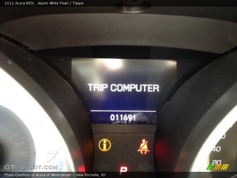 Aspen White Pearl / Taupe 2011 Acura MDX