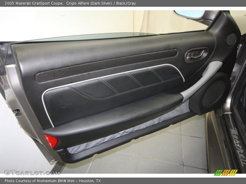 Door Panel of 2005 GranSport Coupe