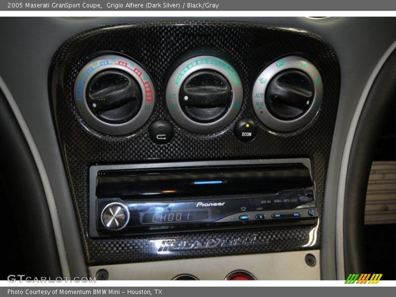 Grigio Alfiere (Dark Silver) / Black/Gray 2005 Maserati GranSport Coupe