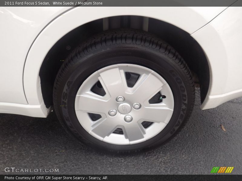 White Suede / Medium Stone 2011 Ford Focus S Sedan