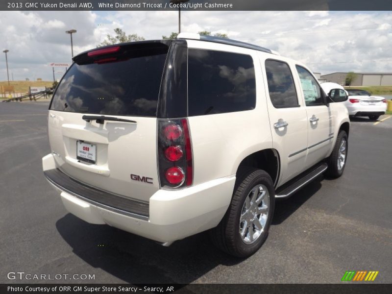 White Diamond Tricoat / Cocoa/Light Cashmere 2013 GMC Yukon Denali AWD