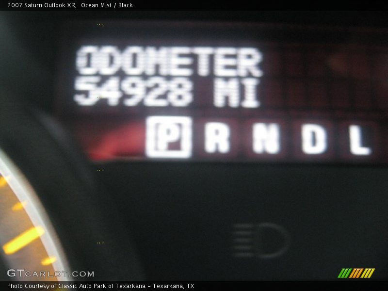 Ocean Mist / Black 2007 Saturn Outlook XR