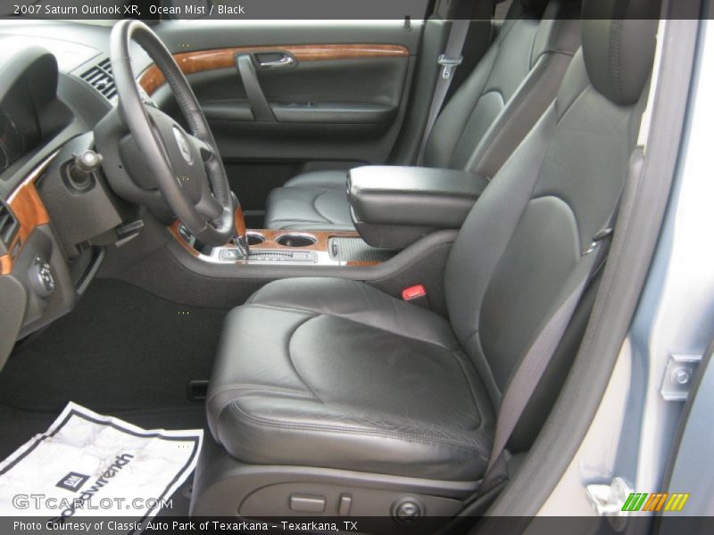 Ocean Mist / Black 2007 Saturn Outlook XR