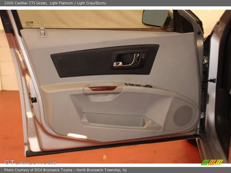 Light Platinum / Light Gray/Ebony 2006 Cadillac CTS Sedan
