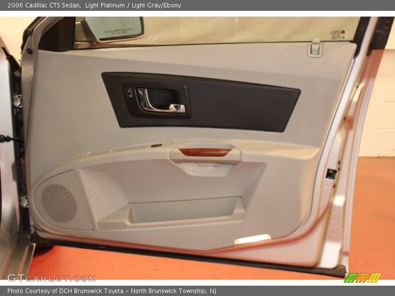 Light Platinum / Light Gray/Ebony 2006 Cadillac CTS Sedan