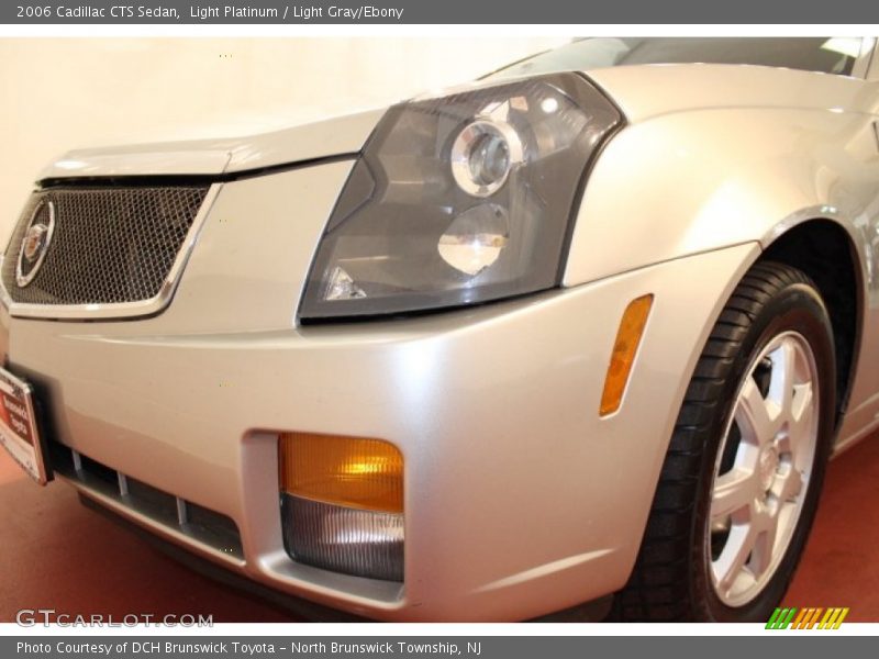 Light Platinum / Light Gray/Ebony 2006 Cadillac CTS Sedan