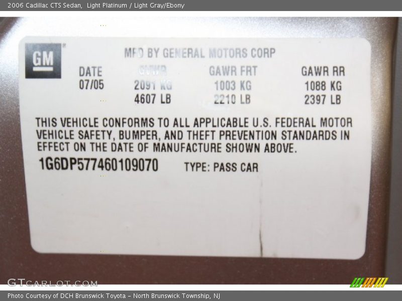 Light Platinum / Light Gray/Ebony 2006 Cadillac CTS Sedan