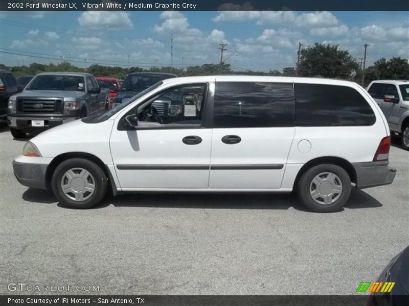 Vibrant White / Medium Graphite Grey 2002 Ford Windstar LX