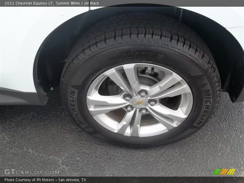 Summit White / Jet Black 2011 Chevrolet Equinox LT