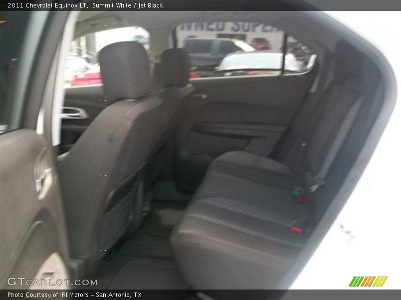Summit White / Jet Black 2011 Chevrolet Equinox LT