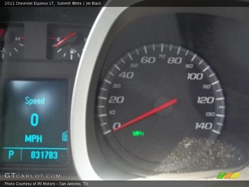 Summit White / Jet Black 2011 Chevrolet Equinox LT