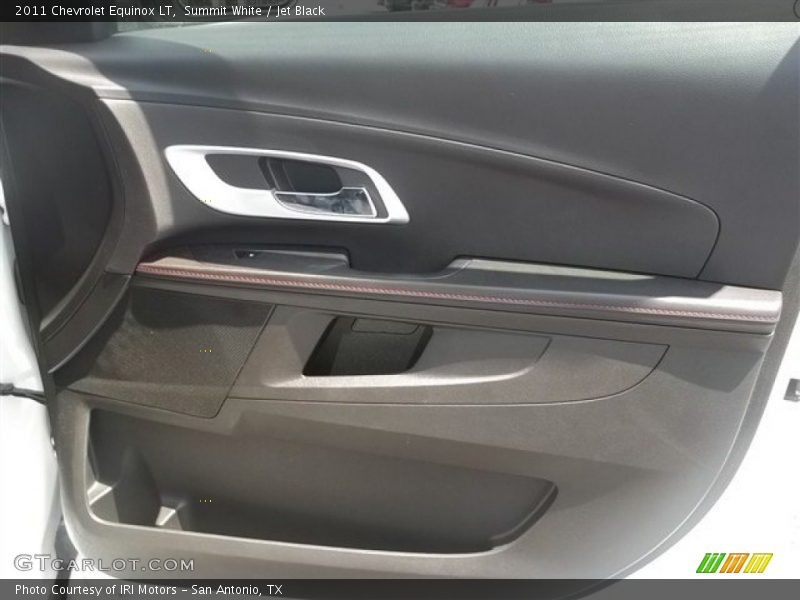 Summit White / Jet Black 2011 Chevrolet Equinox LT