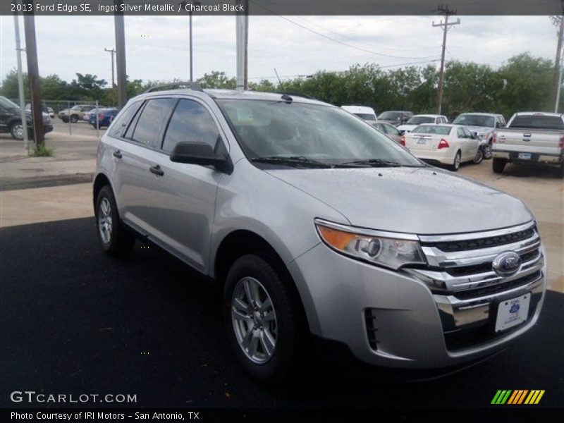 Ingot Silver Metallic / Charcoal Black 2013 Ford Edge SE