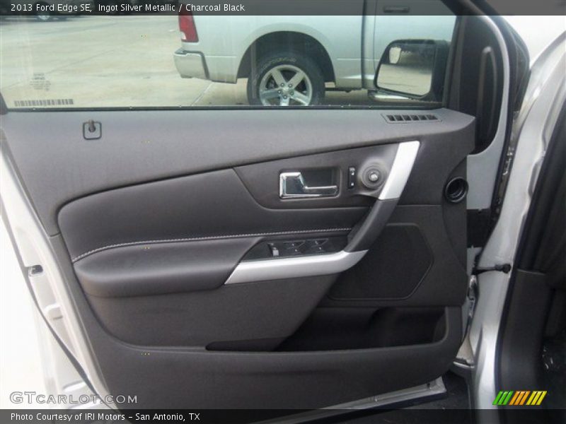 Ingot Silver Metallic / Charcoal Black 2013 Ford Edge SE