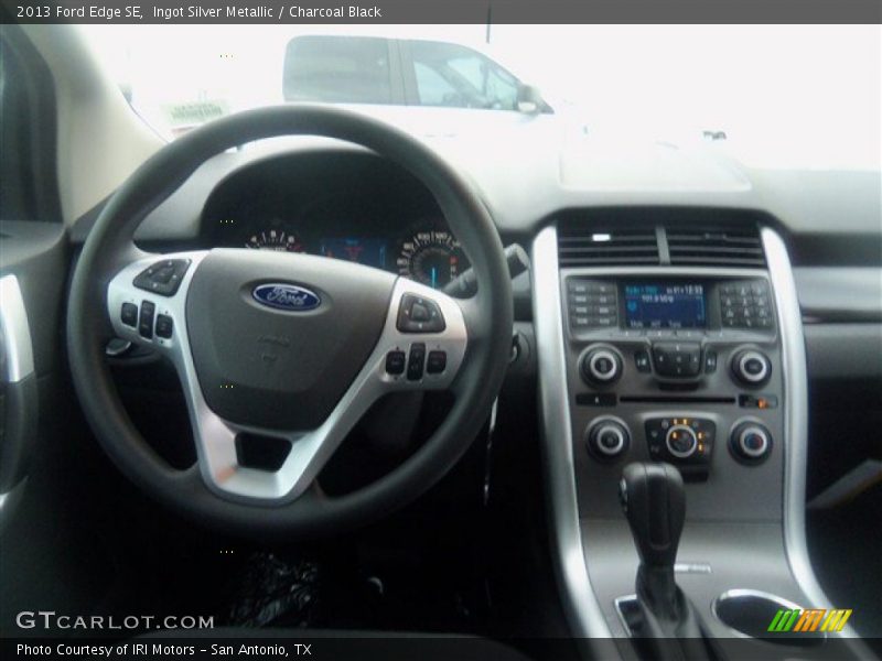 Ingot Silver Metallic / Charcoal Black 2013 Ford Edge SE