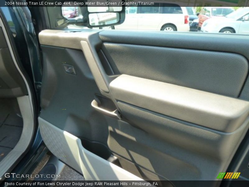 Deep Water Blue/Green / Graphite/Titanium 2004 Nissan Titan LE Crew Cab 4x4