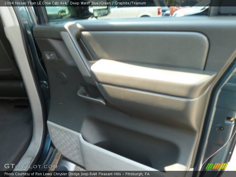 Deep Water Blue/Green / Graphite/Titanium 2004 Nissan Titan LE Crew Cab 4x4