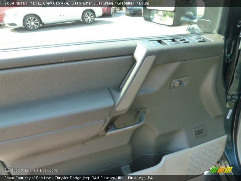 Deep Water Blue/Green / Graphite/Titanium 2004 Nissan Titan LE Crew Cab 4x4
