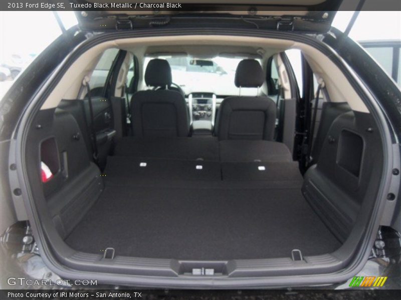 Tuxedo Black Metallic / Charcoal Black 2013 Ford Edge SE