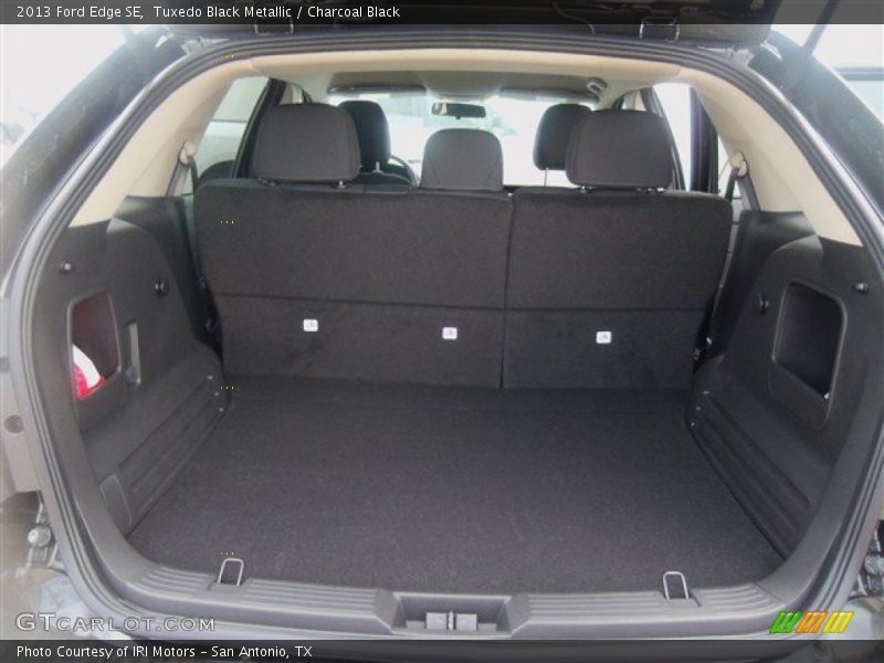 Tuxedo Black Metallic / Charcoal Black 2013 Ford Edge SE