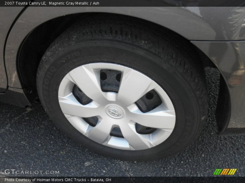 Magnetic Gray Metallic / Ash 2007 Toyota Camry LE