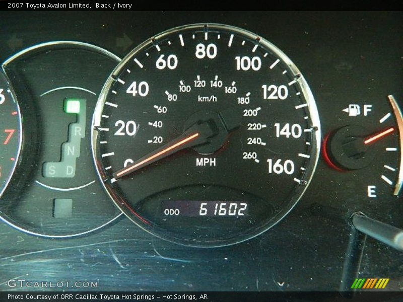 Black / Ivory 2007 Toyota Avalon Limited