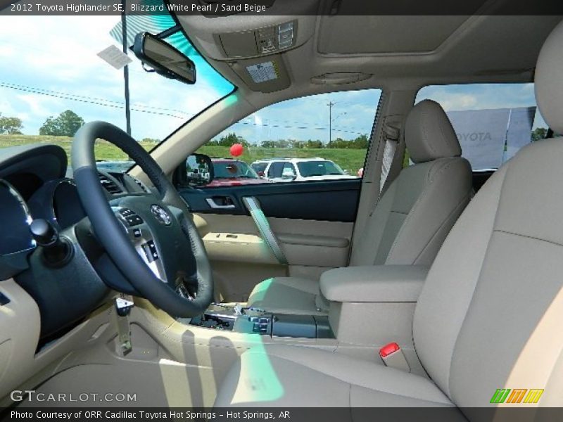 Blizzard White Pearl / Sand Beige 2012 Toyota Highlander SE