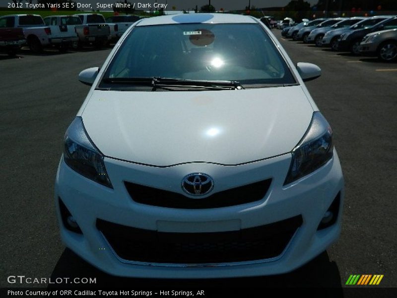Super White / Dark Gray 2012 Toyota Yaris SE 5 Door