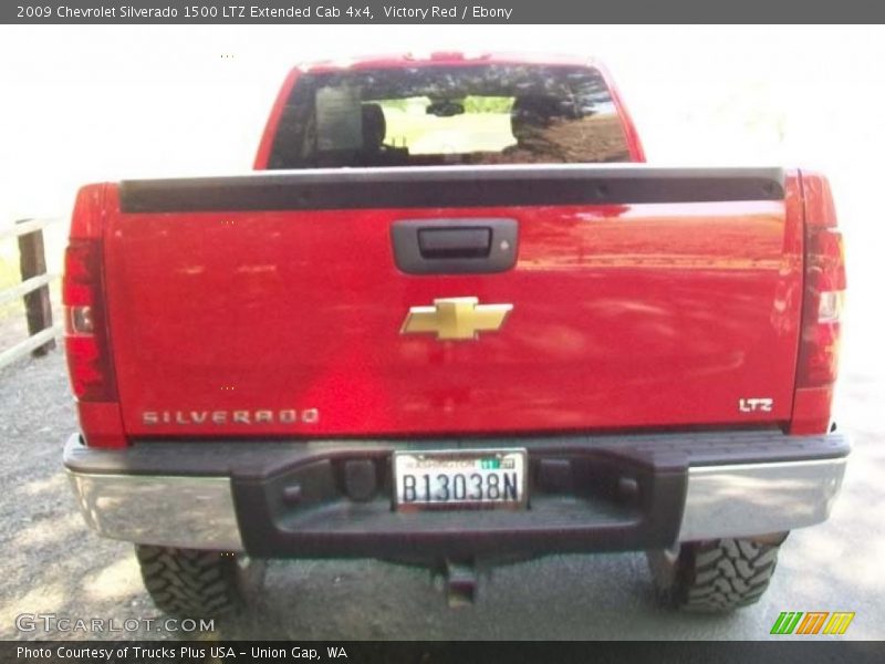 Victory Red / Ebony 2009 Chevrolet Silverado 1500 LTZ Extended Cab 4x4