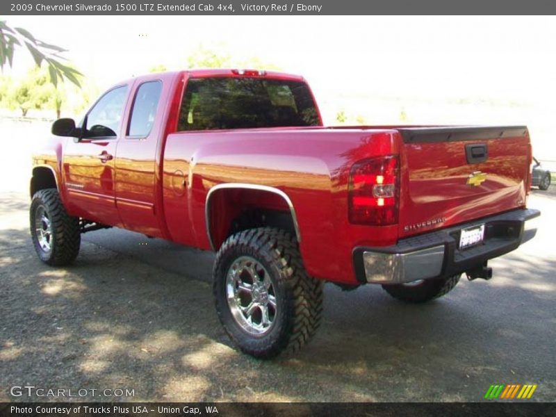 Victory Red / Ebony 2009 Chevrolet Silverado 1500 LTZ Extended Cab 4x4