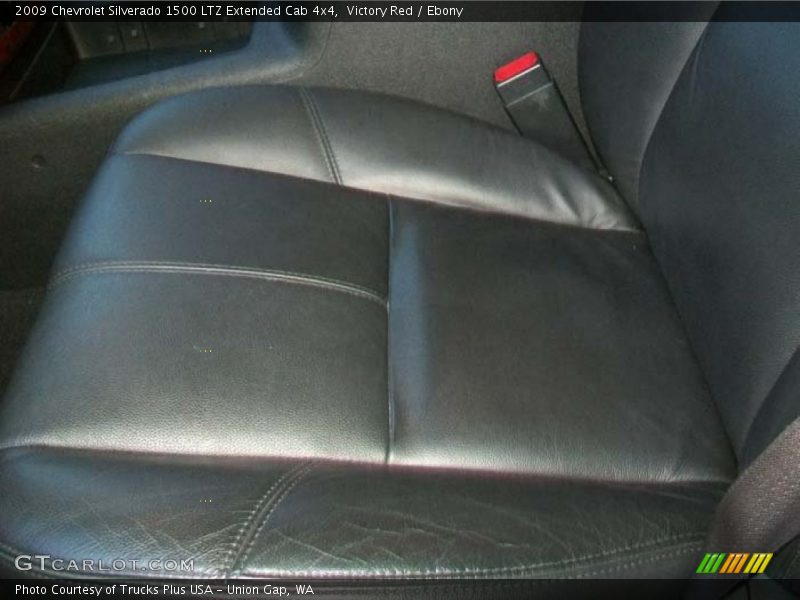 Victory Red / Ebony 2009 Chevrolet Silverado 1500 LTZ Extended Cab 4x4