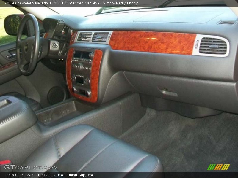 Victory Red / Ebony 2009 Chevrolet Silverado 1500 LTZ Extended Cab 4x4