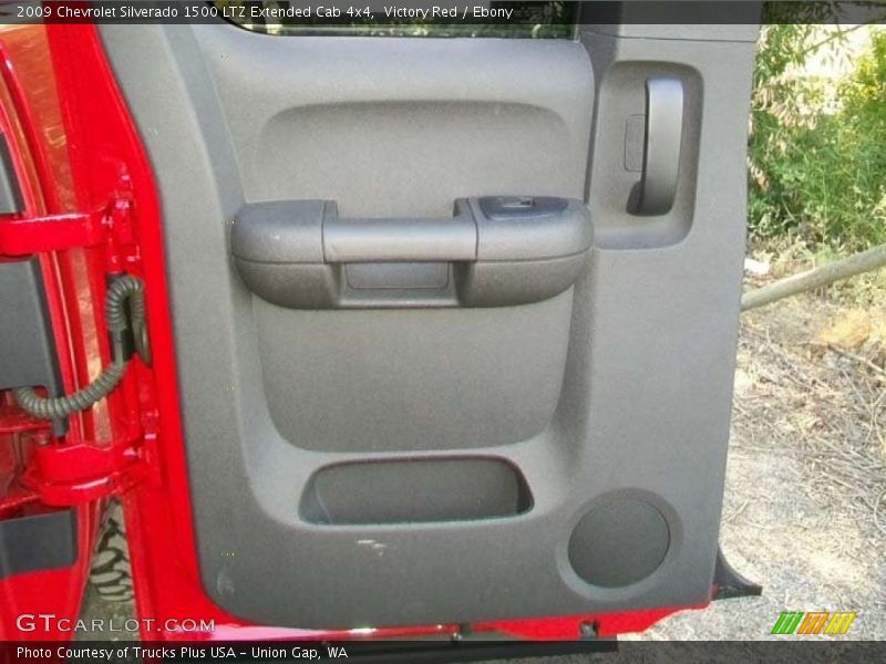 Victory Red / Ebony 2009 Chevrolet Silverado 1500 LTZ Extended Cab 4x4
