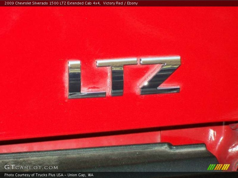 Victory Red / Ebony 2009 Chevrolet Silverado 1500 LTZ Extended Cab 4x4