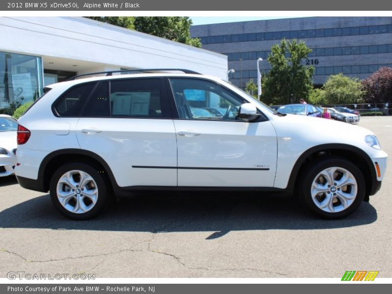 Alpine White / Black 2012 BMW X5 xDrive50i