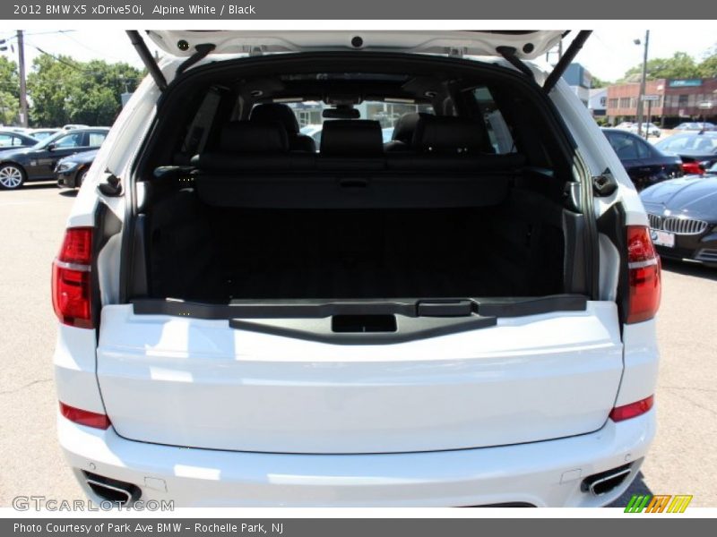 Alpine White / Black 2012 BMW X5 xDrive50i