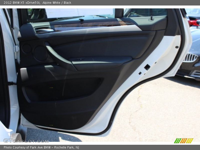 Alpine White / Black 2012 BMW X5 xDrive50i