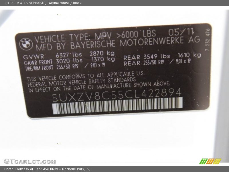 Alpine White / Black 2012 BMW X5 xDrive50i