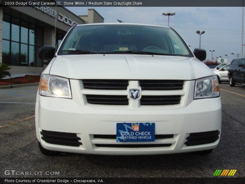 Stone White / Medium Slate Gray/Light Shale 2009 Dodge Grand Caravan SE