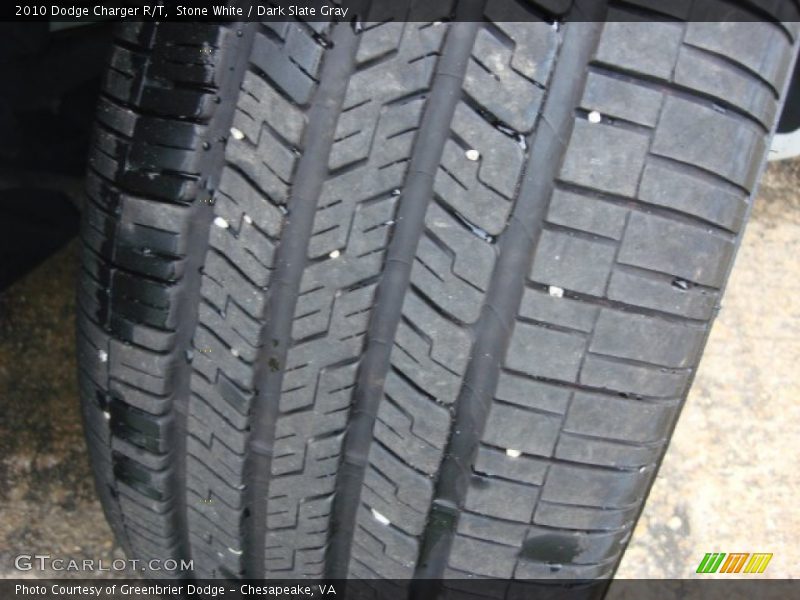 Stone White / Dark Slate Gray 2010 Dodge Charger R/T