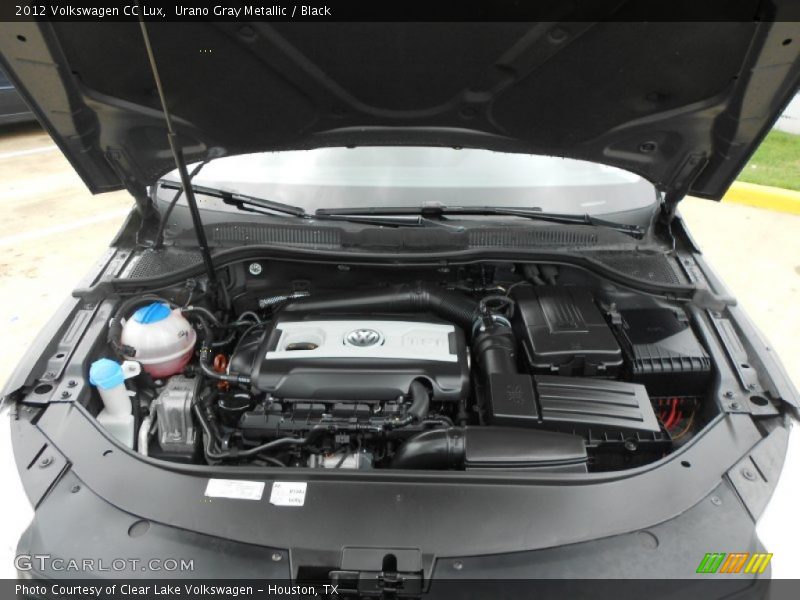 2012 CC Lux Engine - 2.0 Liter FSI Turbocharged DOHC 16-Valve VVT 4 Cylinder