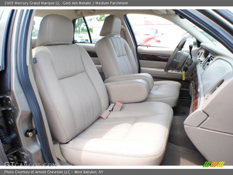 Gold Ash Metallic / Medium Parchment 2005 Mercury Grand Marquis LS
