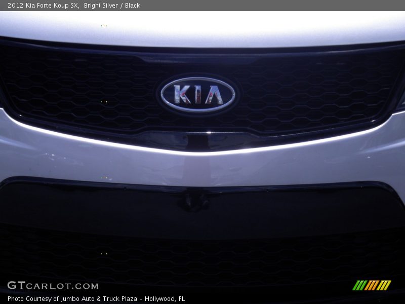 Bright Silver / Black 2012 Kia Forte Koup SX