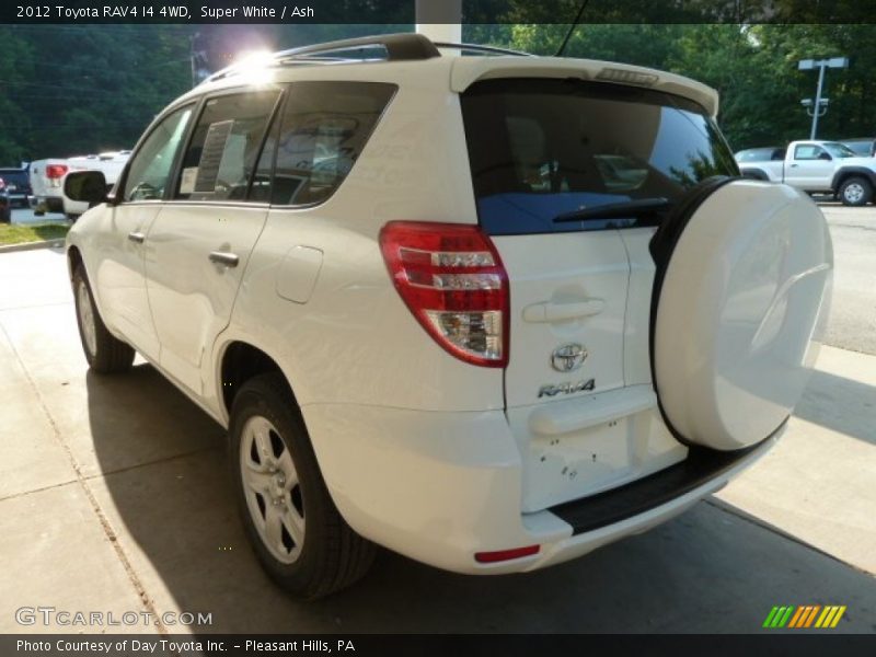 Super White / Ash 2012 Toyota RAV4 I4 4WD