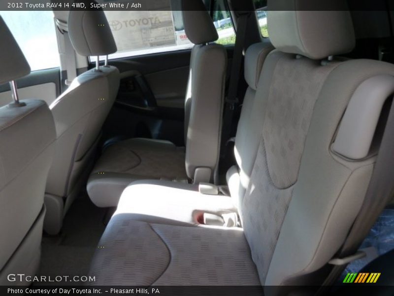 Super White / Ash 2012 Toyota RAV4 I4 4WD