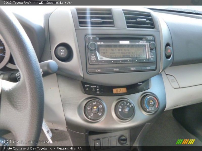 Super White / Ash 2012 Toyota RAV4 I4 4WD