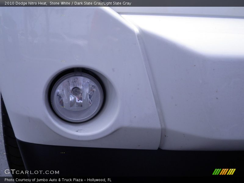 Stone White / Dark Slate Gray/Light Slate Gray 2010 Dodge Nitro Heat